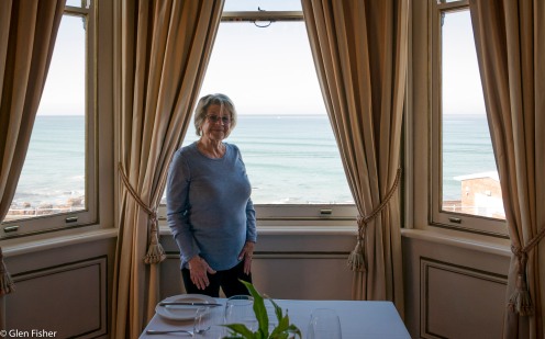 My mother at the window, Cucina Labia